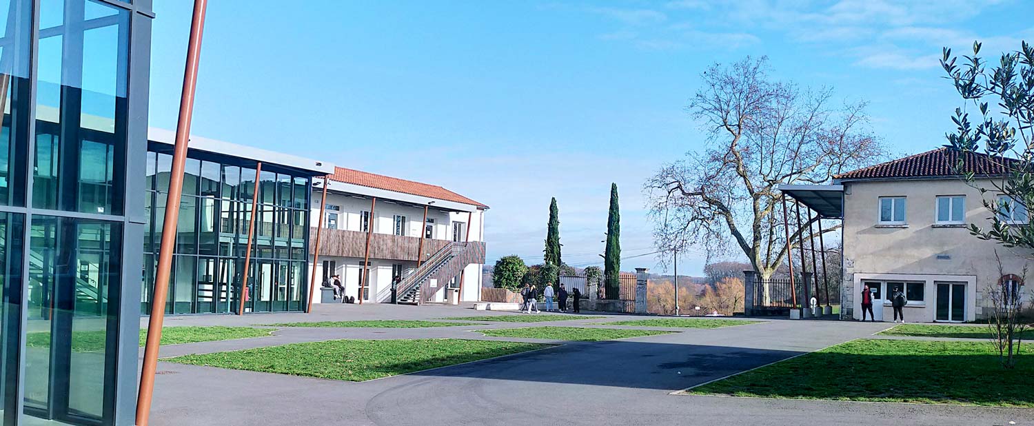 Accueil de groupe, hébergement et restauration au Cluzeau à Sigoulès près de Bergerac en Dordogne